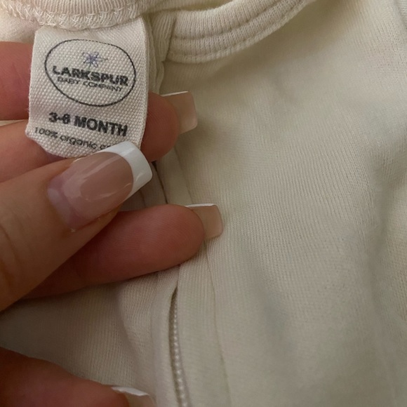 Larkspur 2 footies in light blue-grey and two rompers in neutrals 3-6 months - Picture 2 of 4